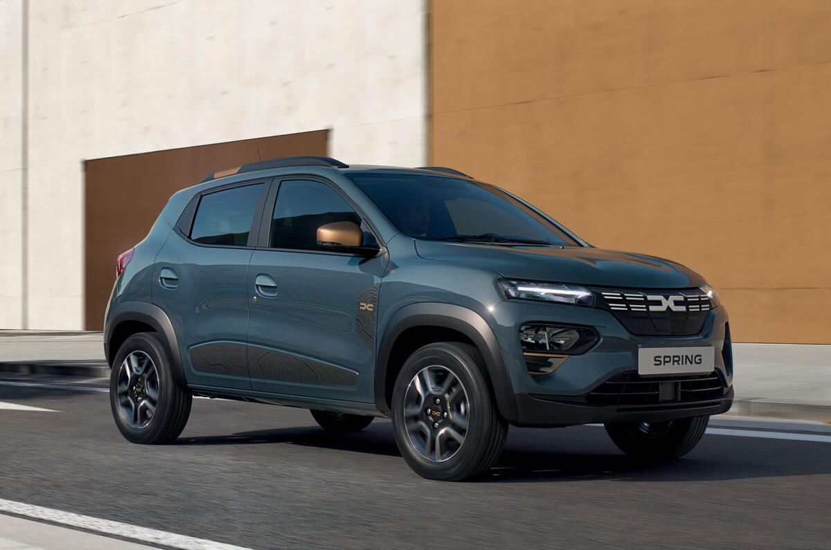 Dacia Spring 2023 front quarter tracking