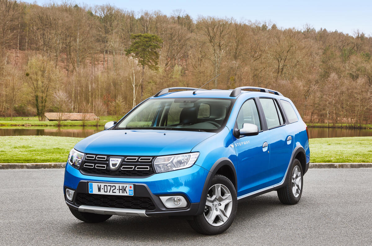 2017 Dacia Logan MCV Stepway revealed