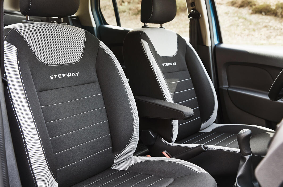 2017 Dacia Logan MCV Stepway revealed