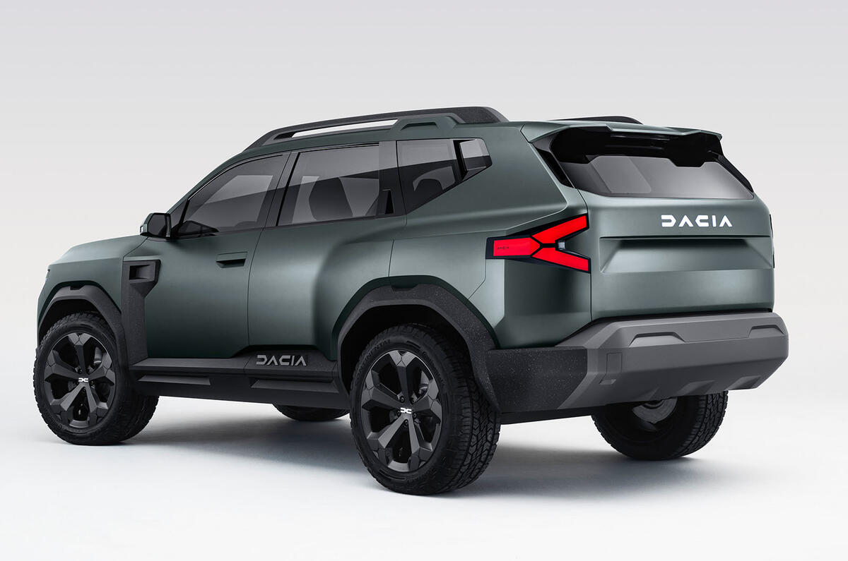 Dacia Bigster rear three quarter