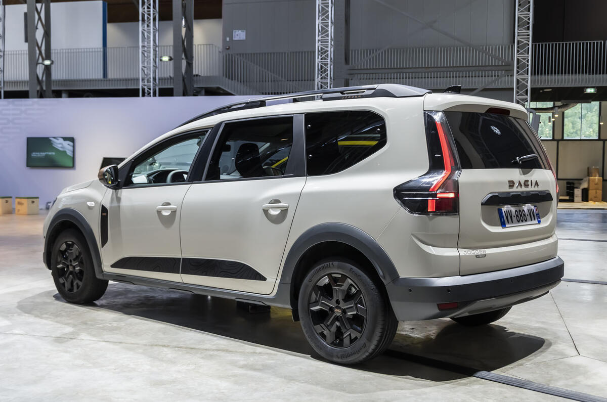 Dacia Jogger rear 3 4