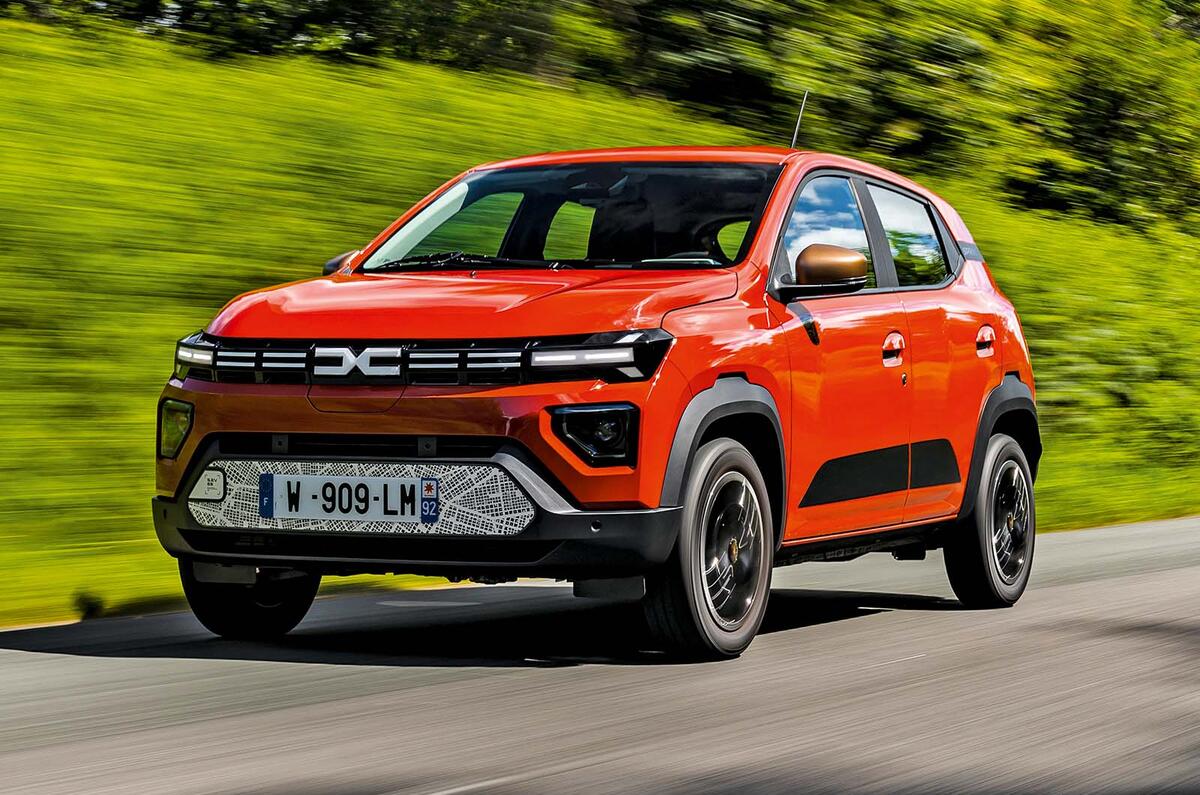 Dacia Spring EV front three quarter