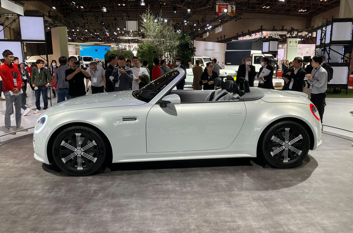 Daihatsu Vision Copen Tokyo motor show 2023 side Daihatsu Vision Copen Tokyo motor show 2023 side