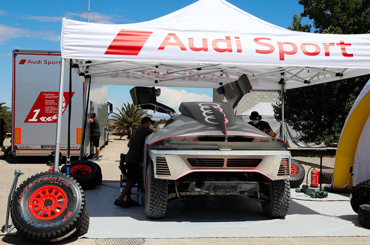 Audi Sport's Andreas Roos: “We need a car that lasts 14 days in the desert” Audi Sport's Andreas Roos: “We need a car that lasts 14 days in the desert”