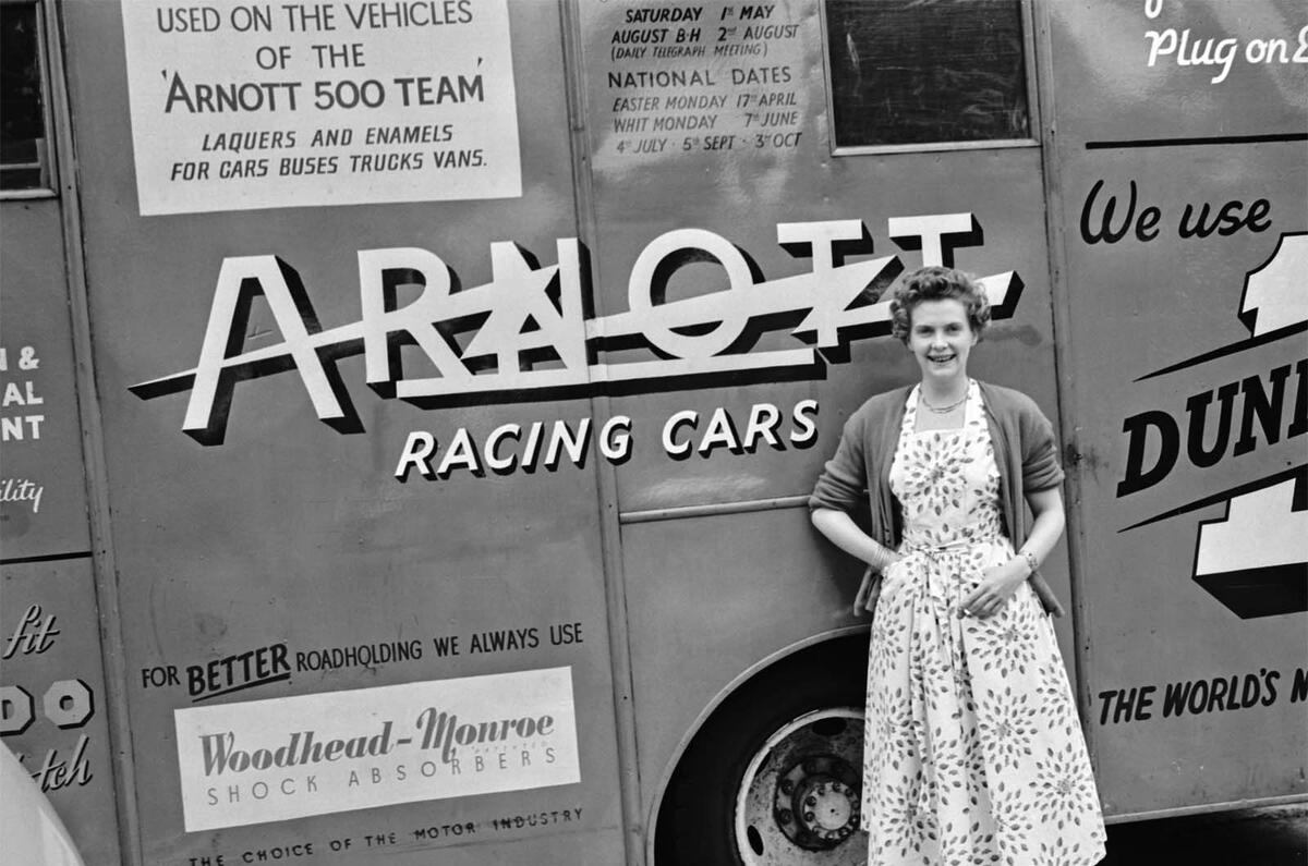 Daphne Arnott racing cars Daphne Arnott racing cars