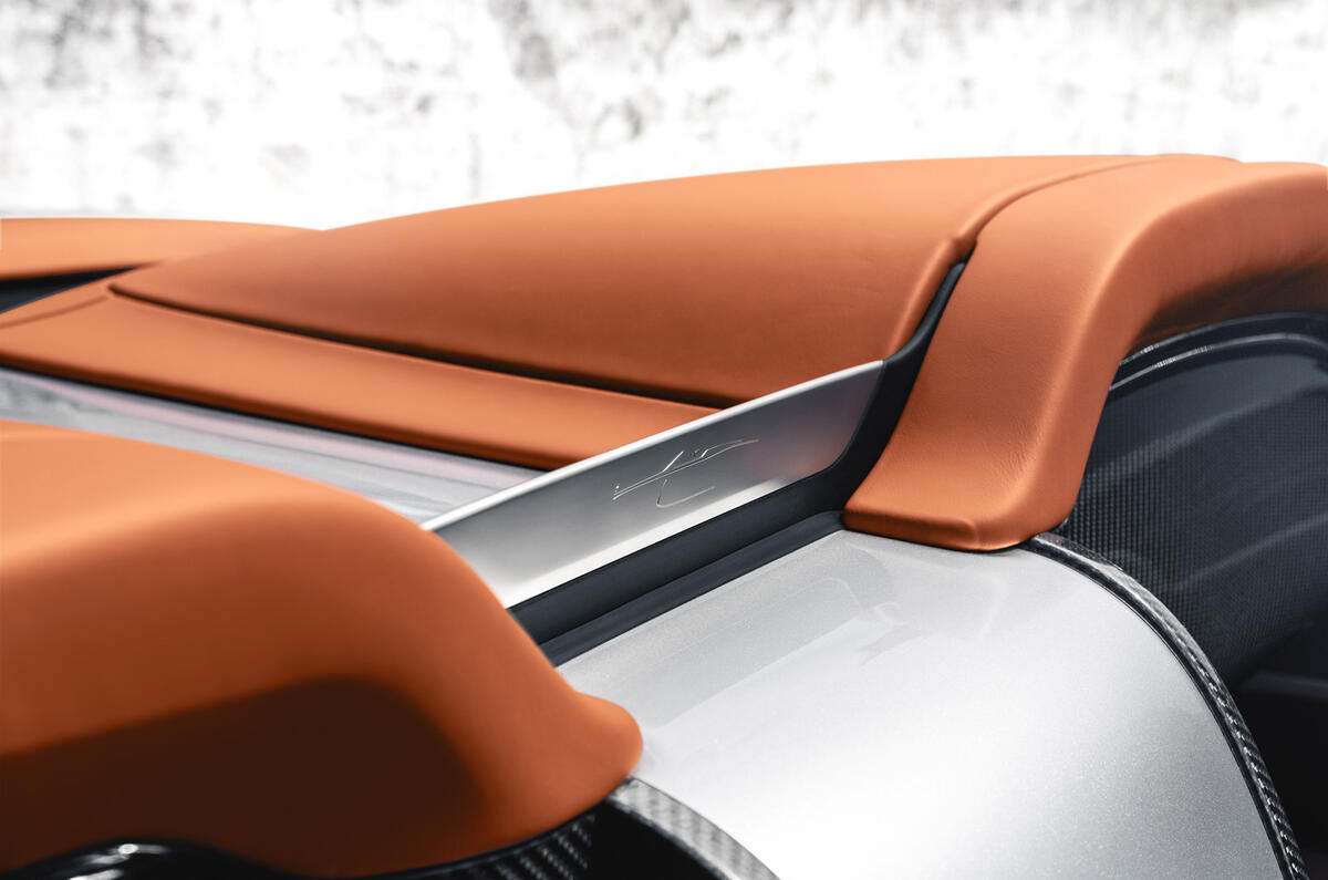 2020 Rolls-Royce Dawn Silver Bullet  2020 Rolls-Royce Dawn Silver Bullet