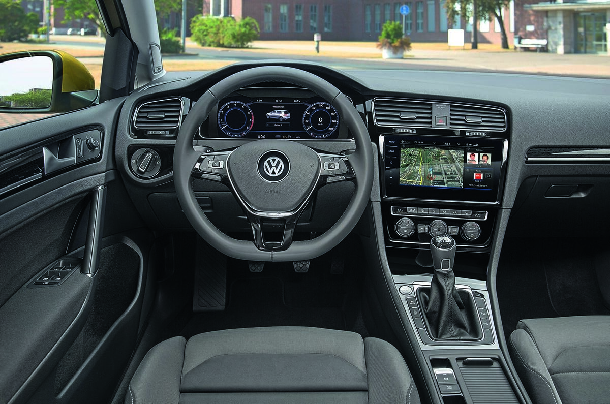 2017 Volkswagen Golf facelift revealed