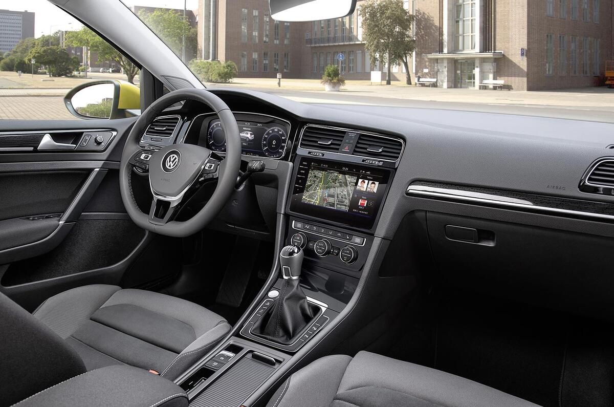 2017 Volkswagen Golf facelift revealed