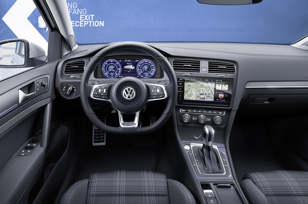 2017 Volkswagen Golf facelift revealed