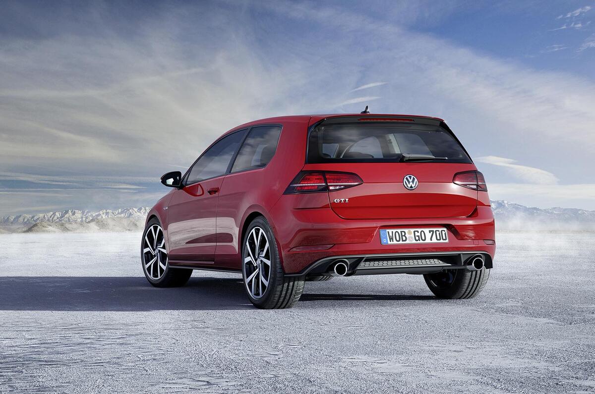 2017 Volkswagen Golf facelift revealed