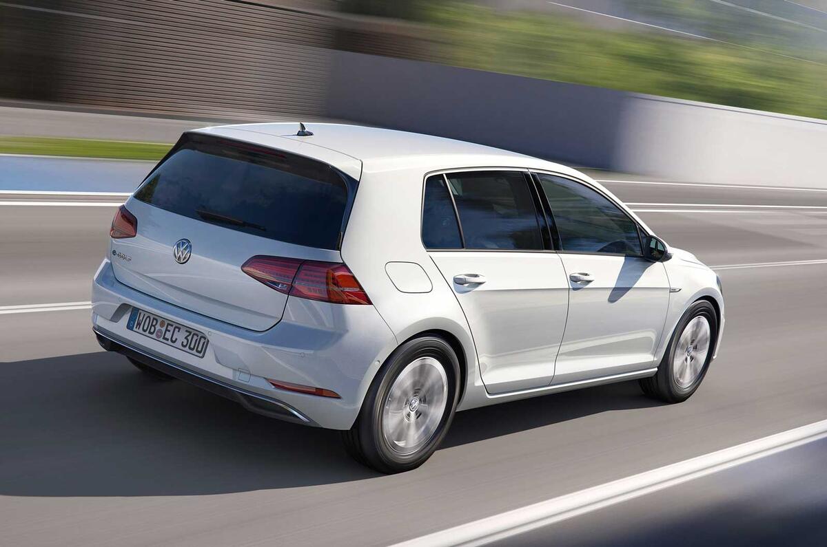 2017 Volkswagen e-Golf revealed in LA
