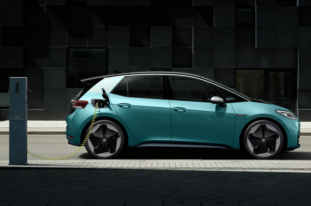 2020 Volkswagen ID 3 reveal - charging