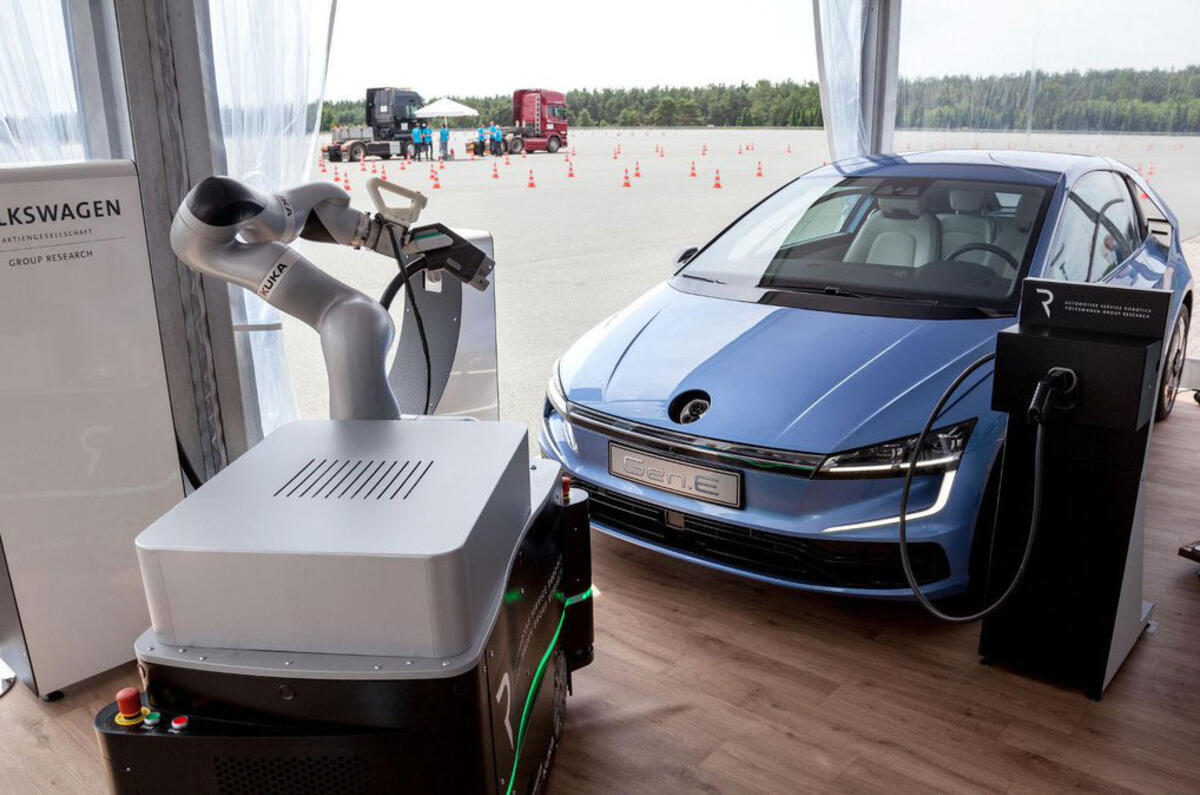 Volkswagen Gen.E shows design direction of 2020 Golf