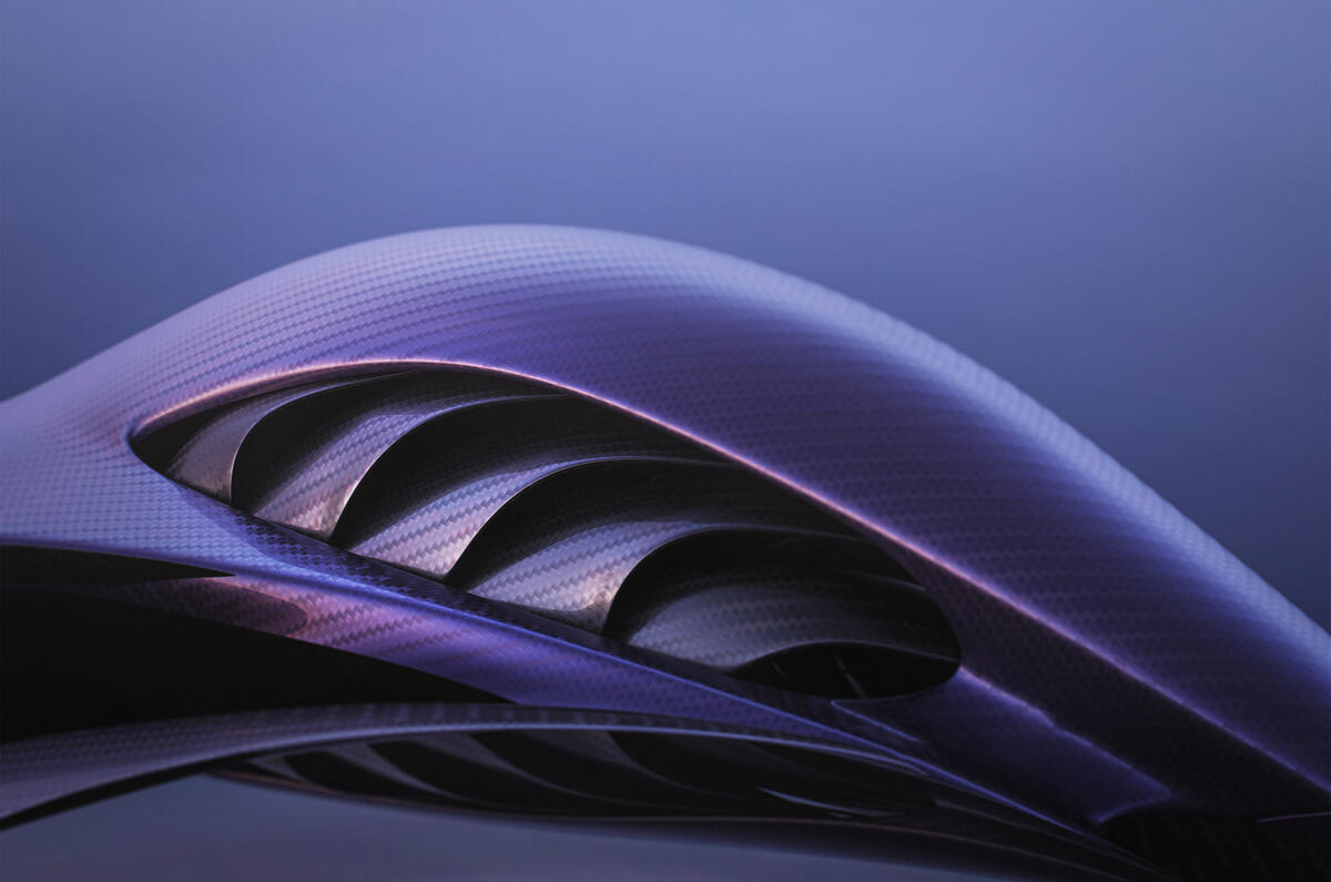 De Tomaso P900 body shape De Tomaso P900 body shape