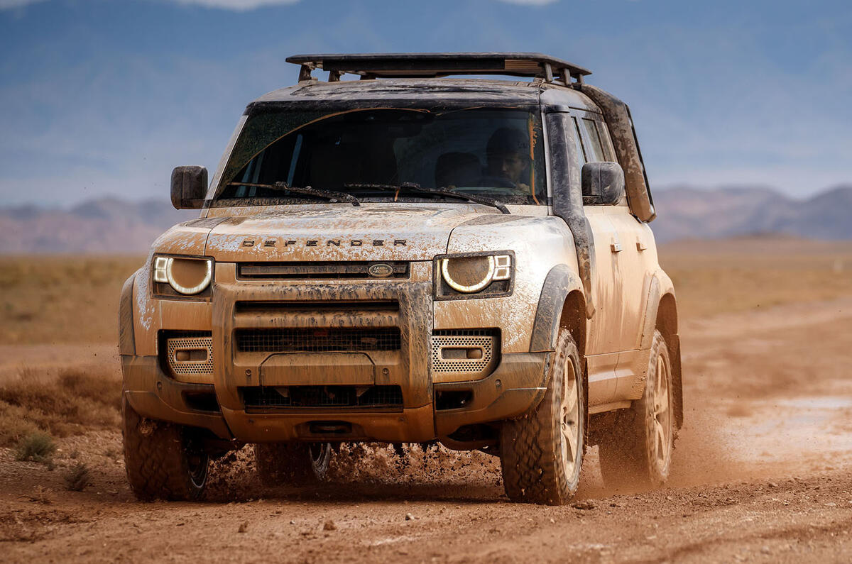 2020 Land Rover Defender reveal - off-roading front