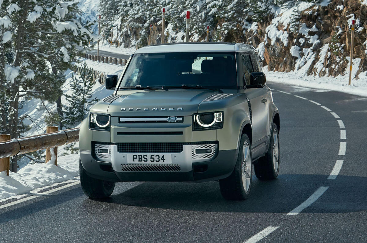 2020 Land Rover Defender reveal - driving front