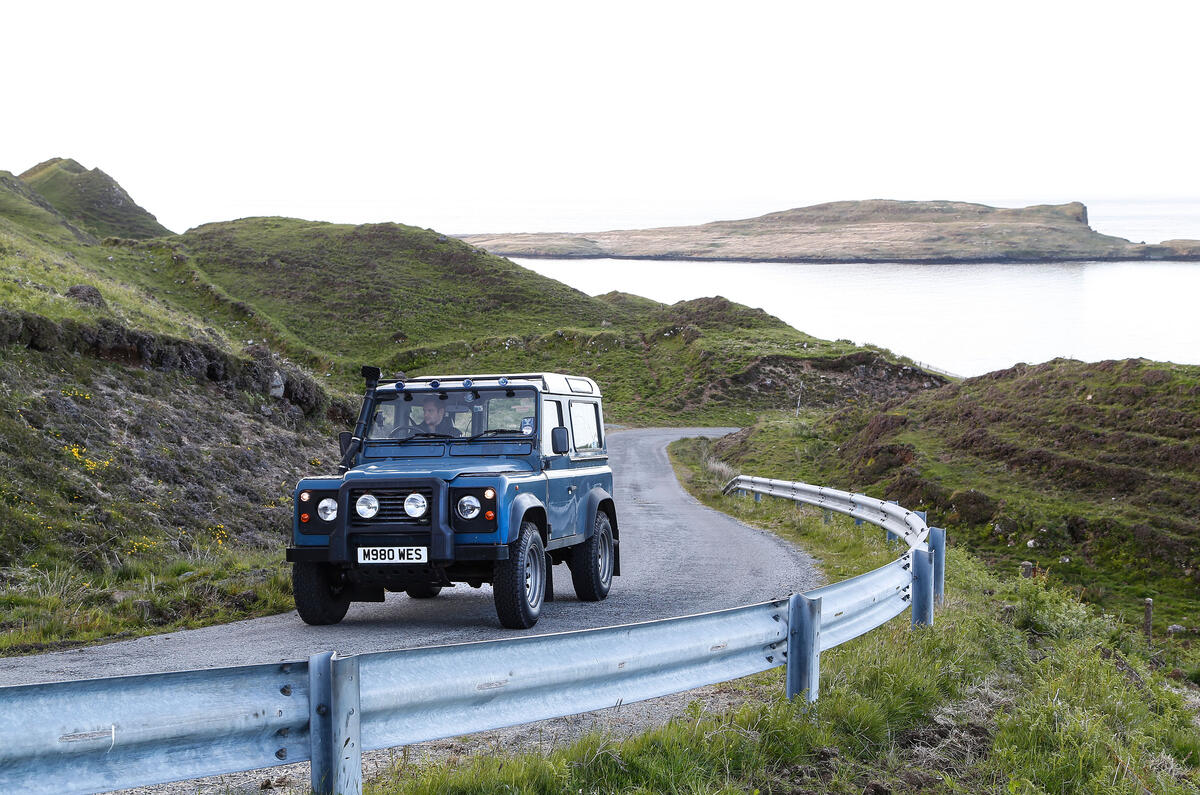 Land Rover Defender