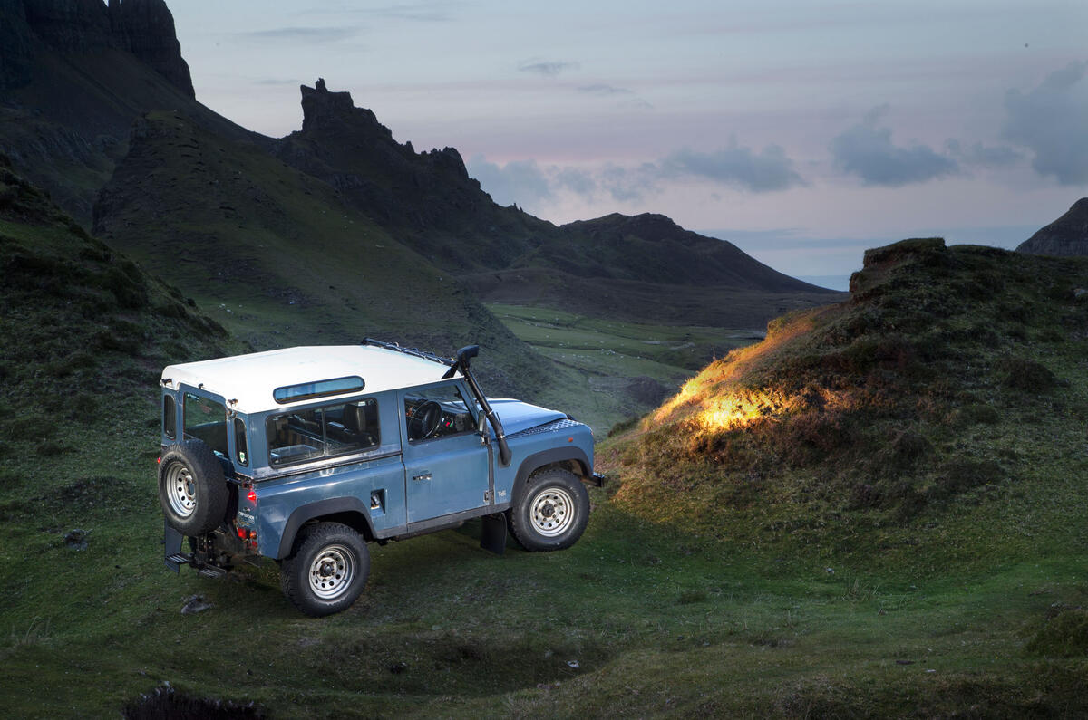 Land Rover Defender