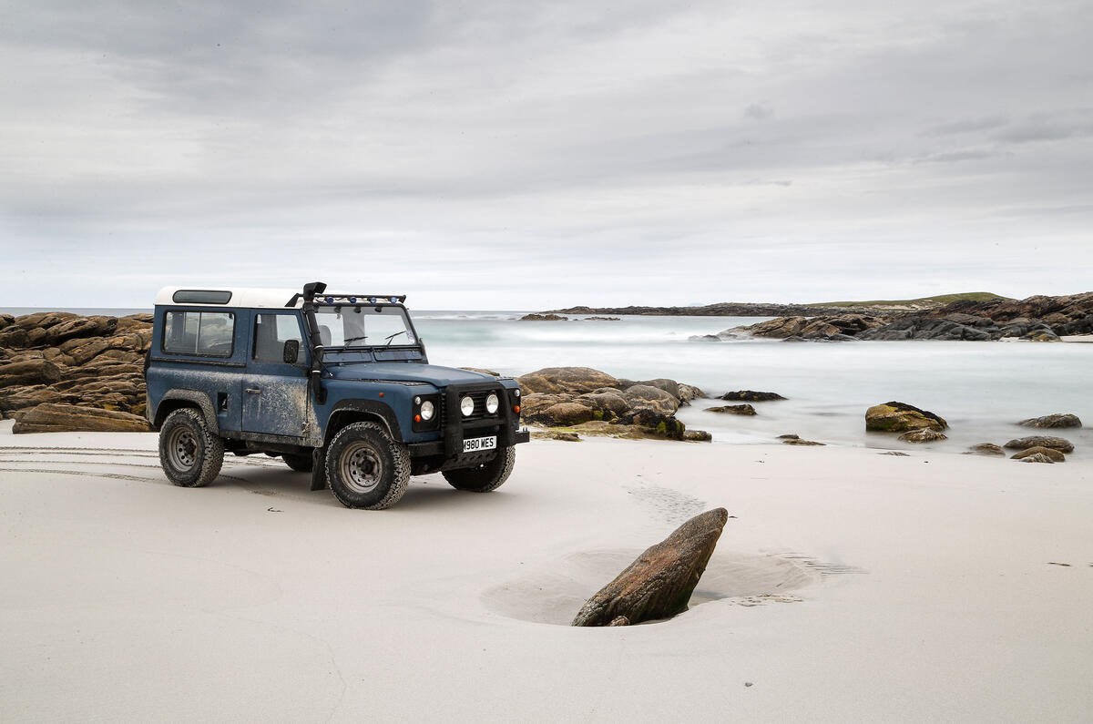 Land Rover Defender