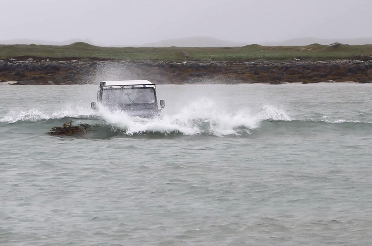 Land Rover Defender