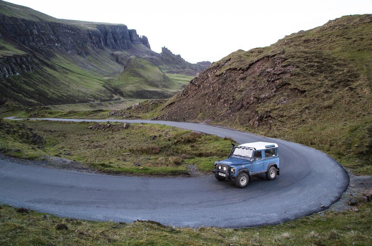 Land Rover Defender