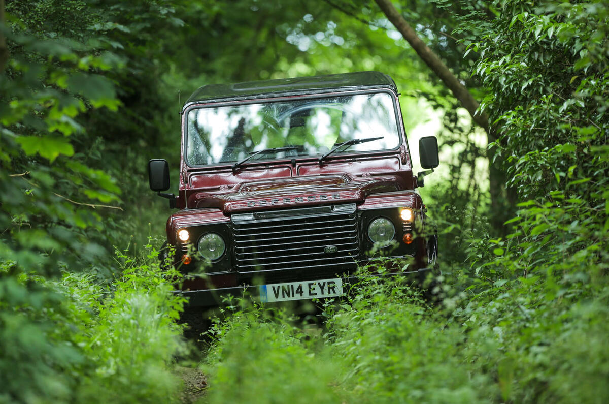 Land Rover Defender