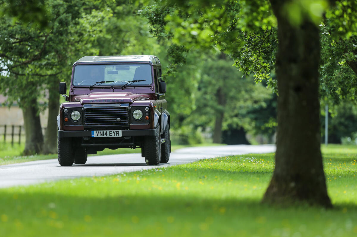 Land Rover Defender