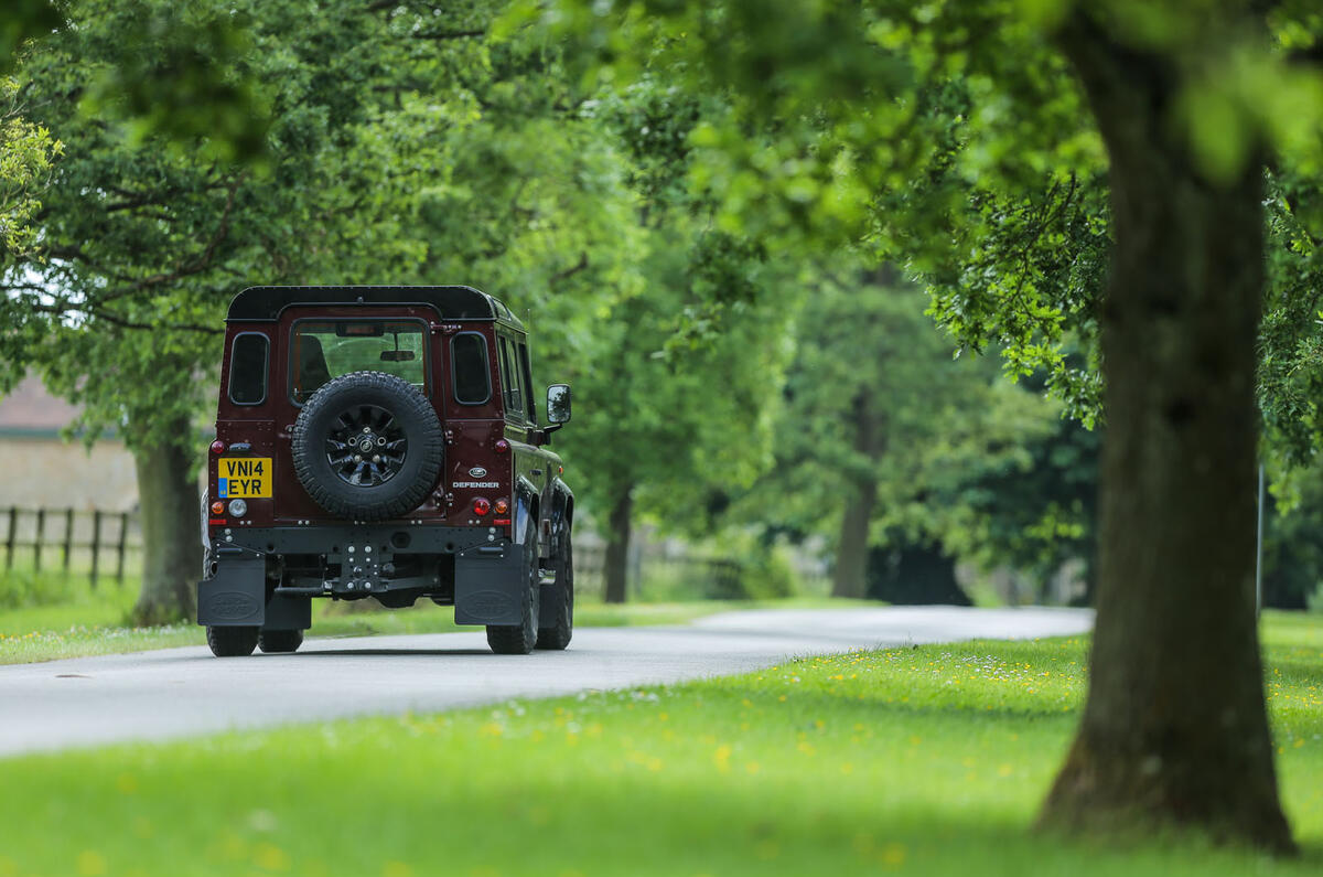 Land Rover Defender