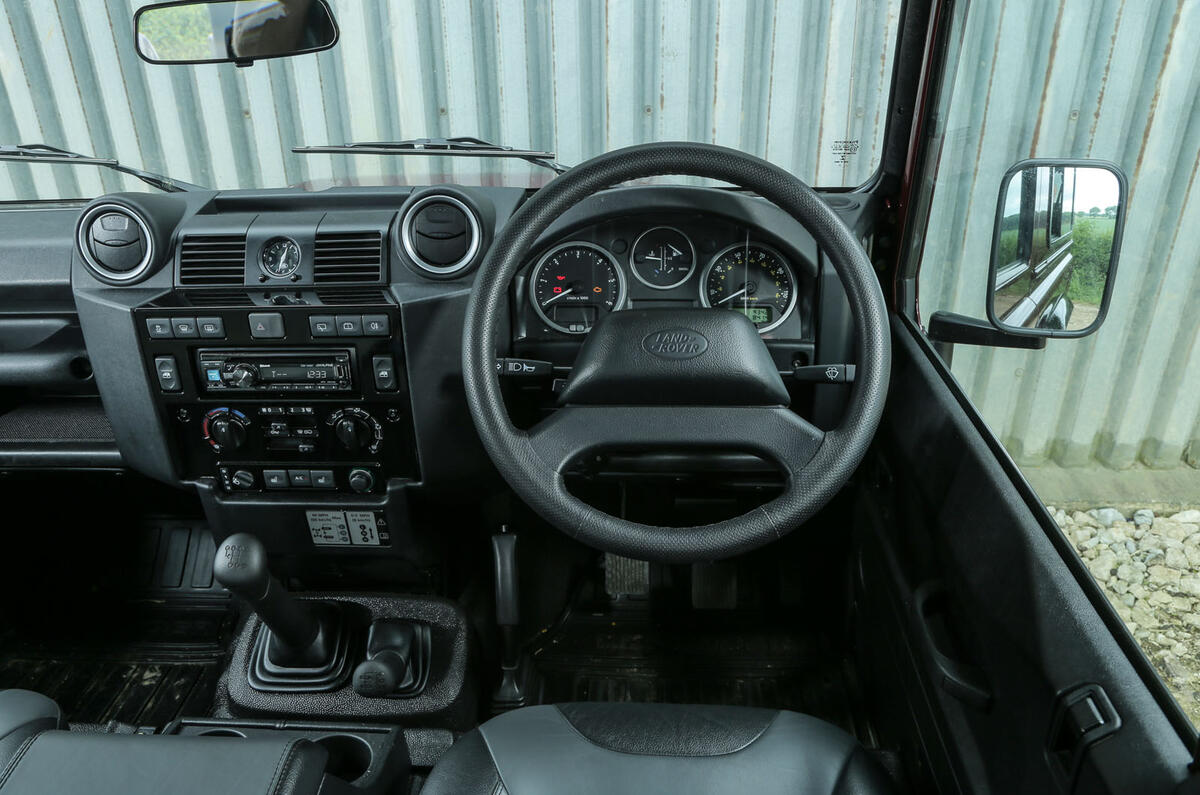 Land Rover Defender