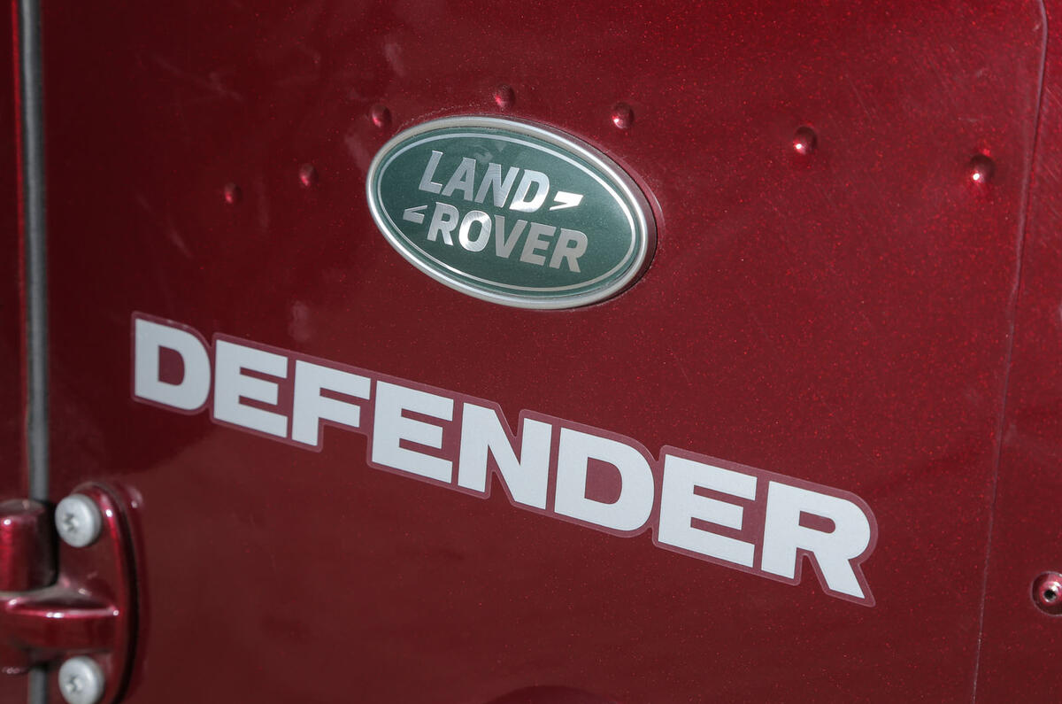 Land Rover Defender