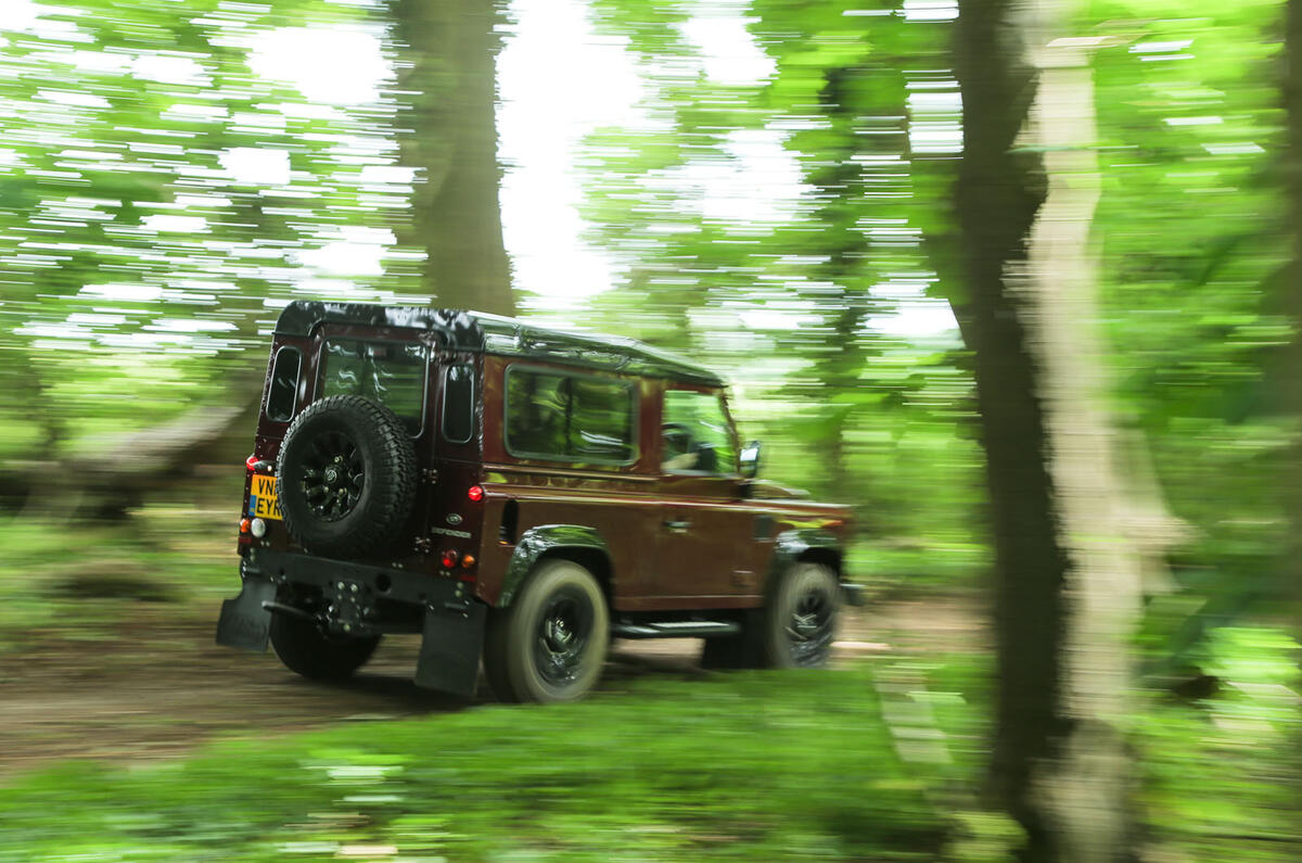 Land Rover Defender