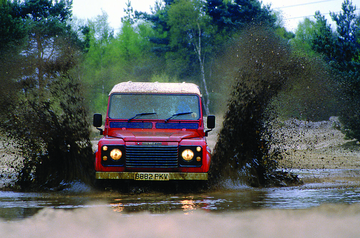 DEFENDER 110