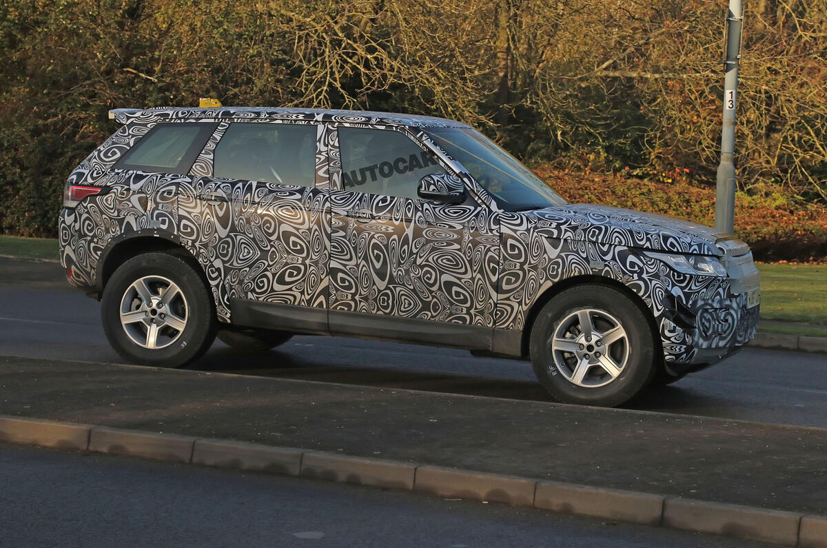 First 2019 Land Rover Defender test mule spotted in Britain