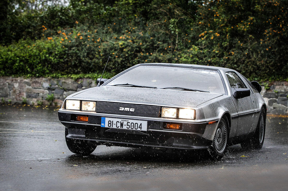 DeLorean DMC-12