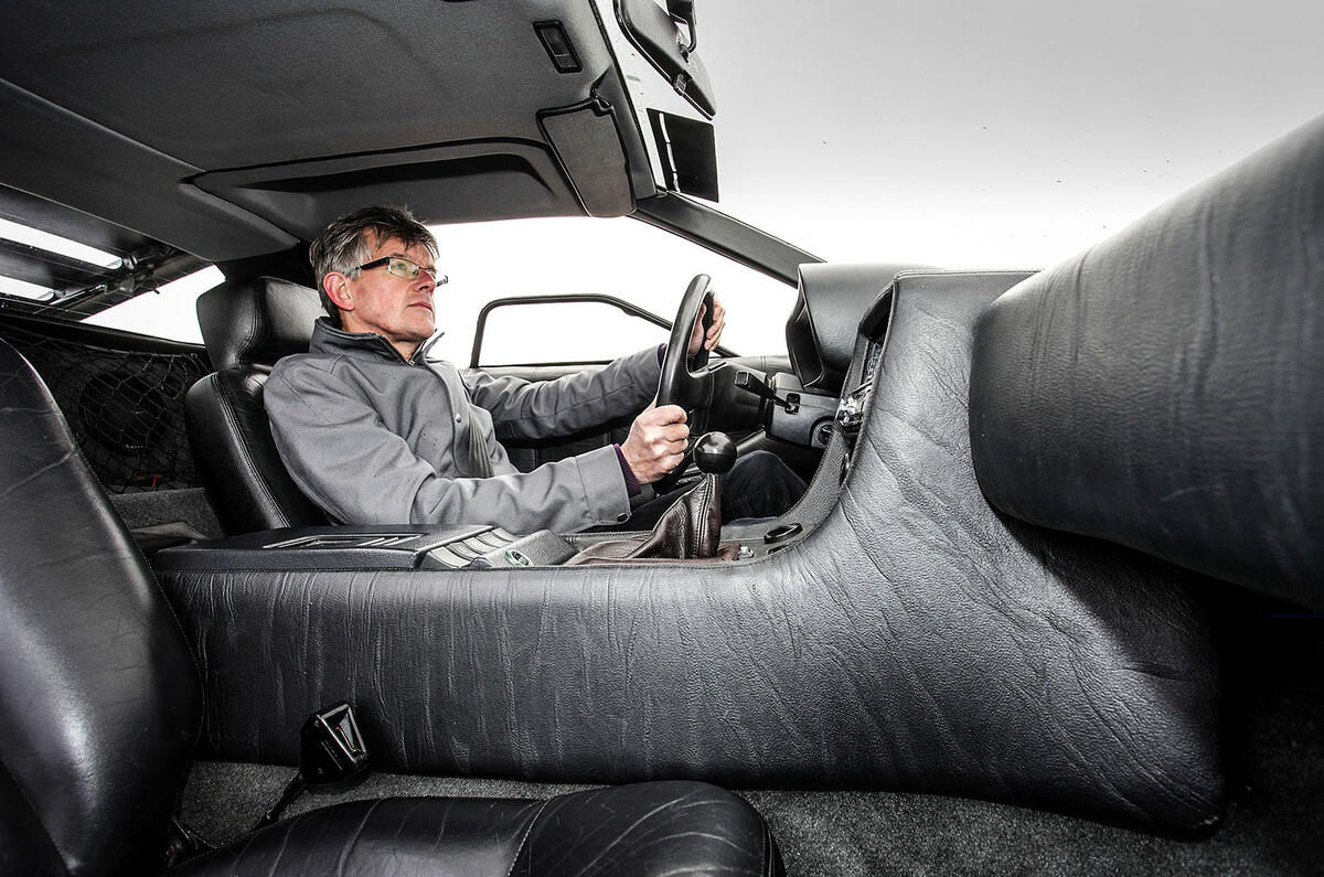 DeLorean DMC-12 DeLorean DMC-12