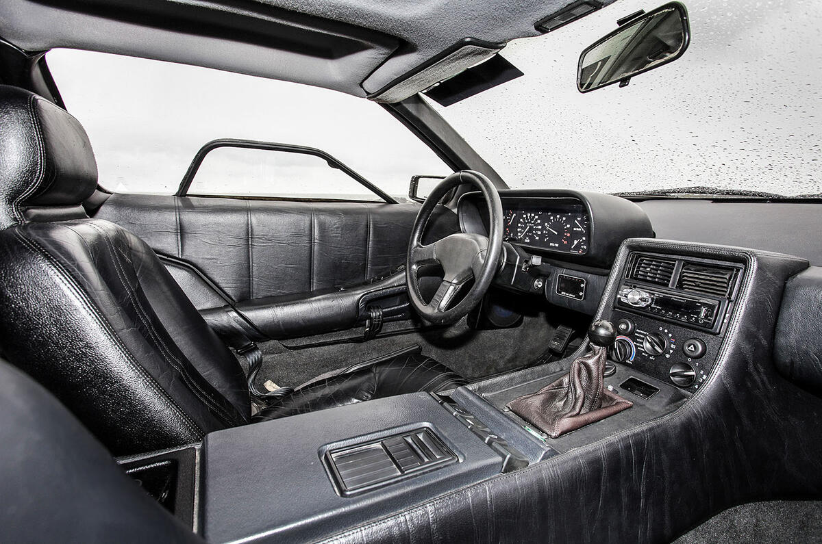 DeLorean DMC-12 DeLorean DMC-12