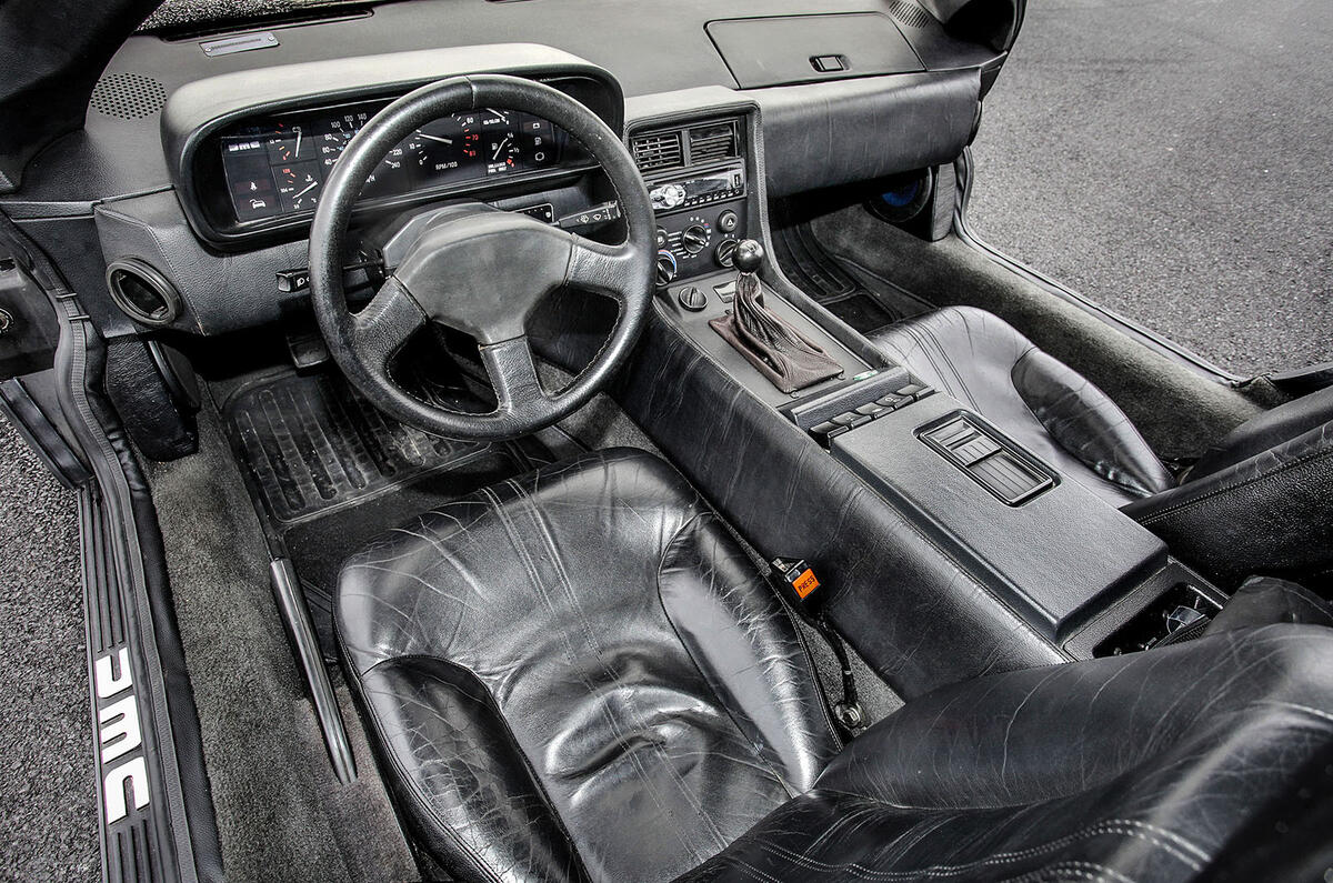 DeLorean DMC-12 DeLorean DMC-12