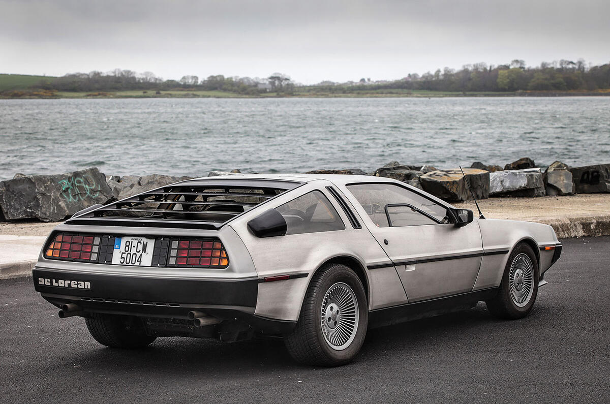 DeLorean DMC-12 DeLorean DMC-12