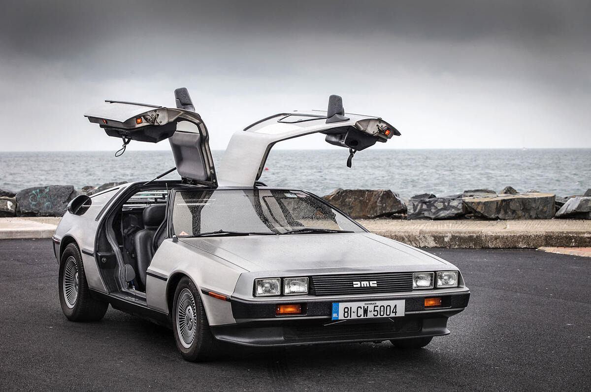 DeLorean DMC-12
