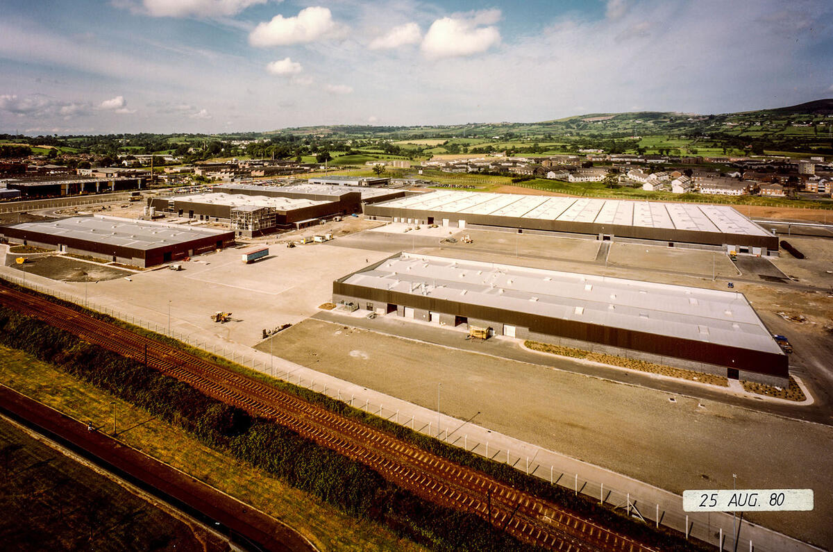 DeLorean DMC-12 DeLorean DMC-12