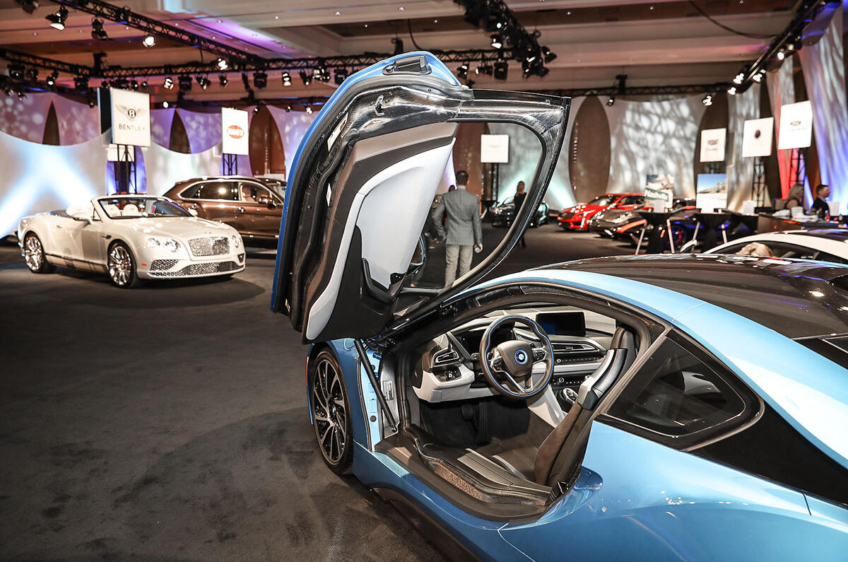 BMW i8