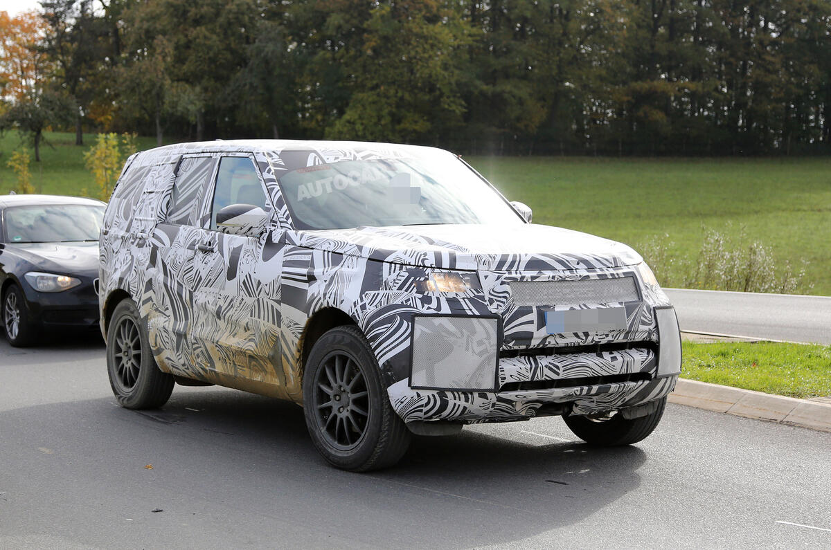 Land Rover Discovery spy pictures
