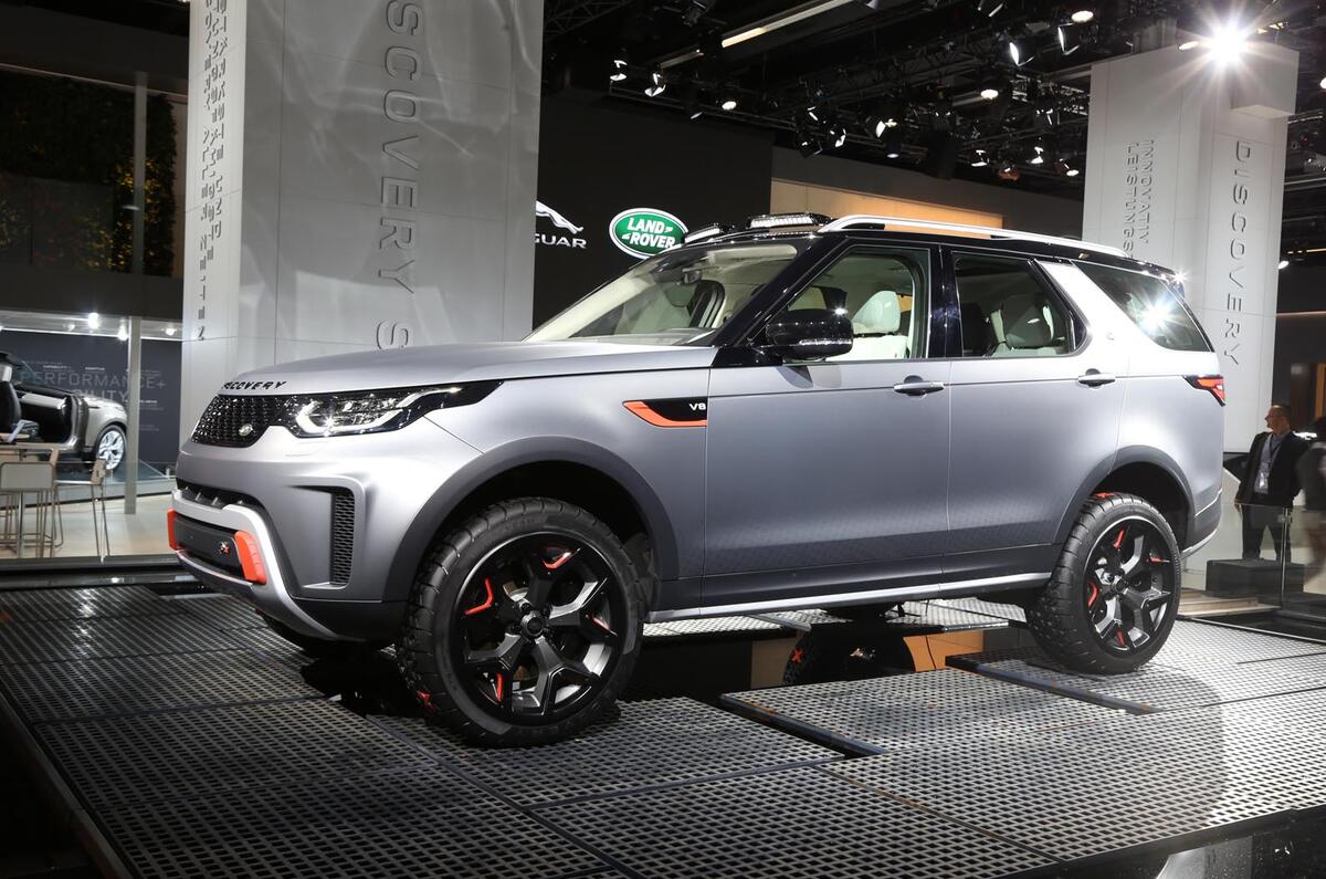 Land Rover Discovery SVX is a hardcore, V-8-powered off-roader Land Rover Discovery SVX is a hardcore, V-8-powered off-roader