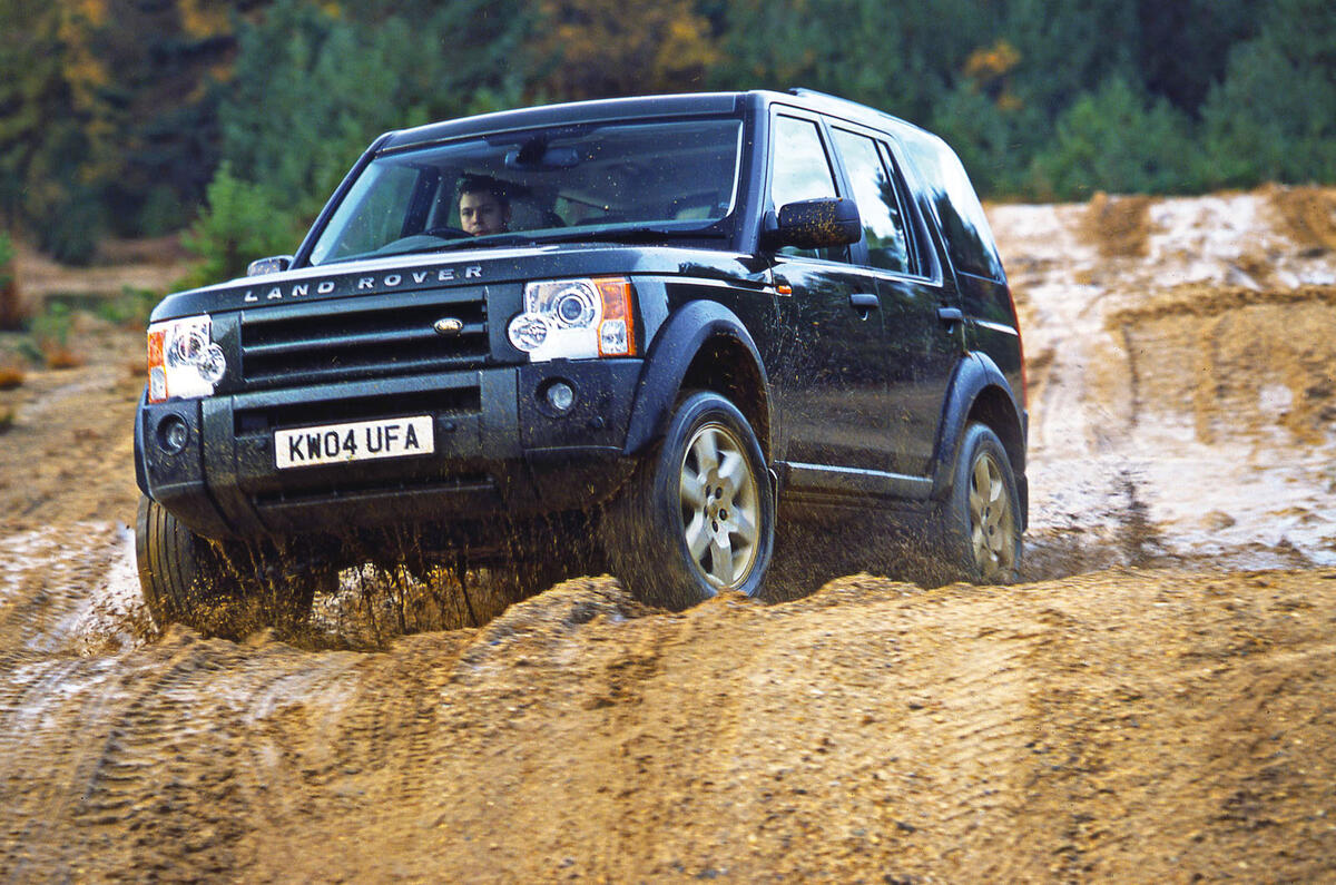 Land Rover Discovery 3 off-roading