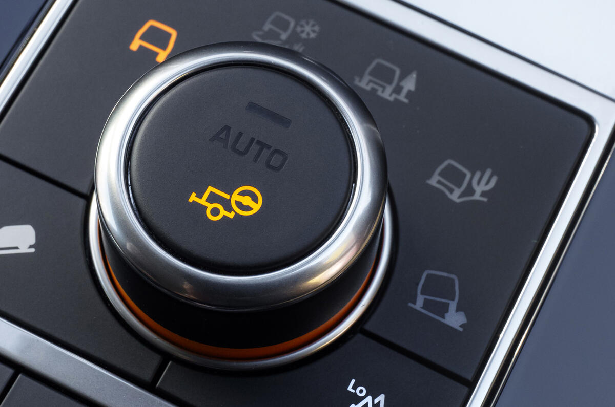 Land Rover Discovery Advance Tow Assist Land Rover Discovery Advance Tow Assist