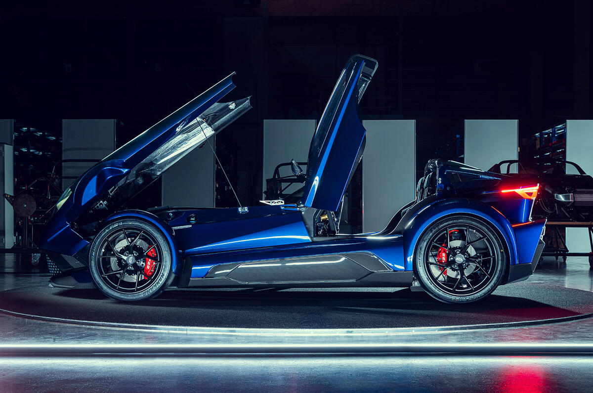 Donkervoort F22 side open