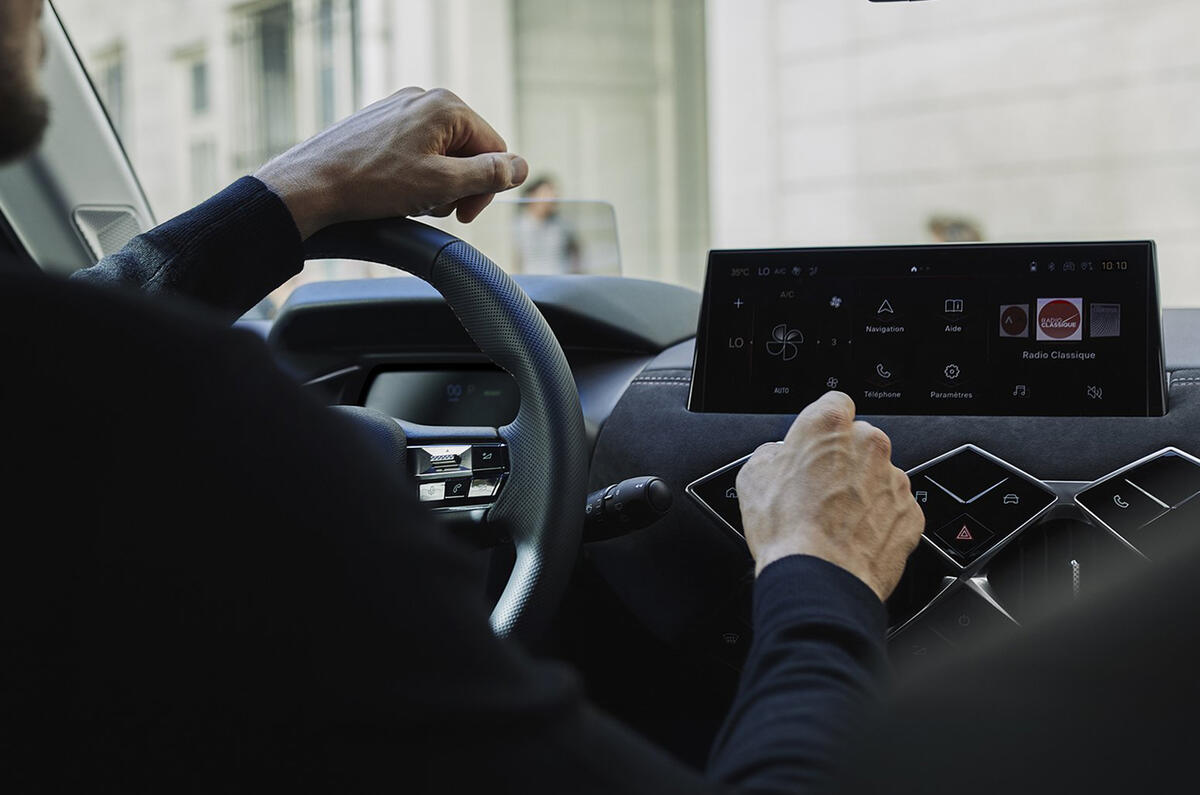 DS 3 2022 interior touchscreen DS 3 2022 interior touchscreen