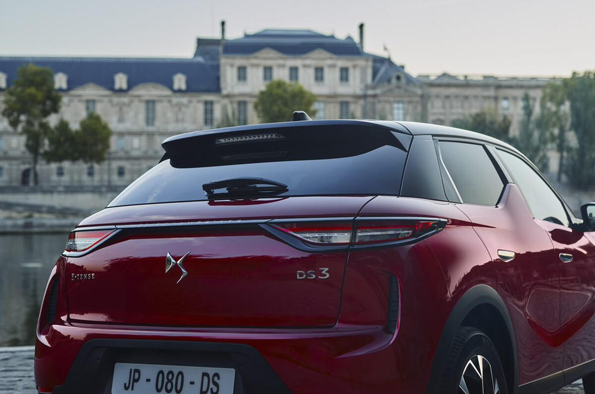 DS 3 2022 rear quarter static DS 3 2022 rear quarter static