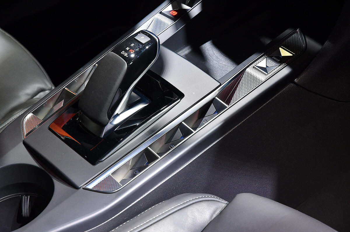 ds 3 facelift paris motor show 06 controls ds 3 facelift paris motor show 06 controls