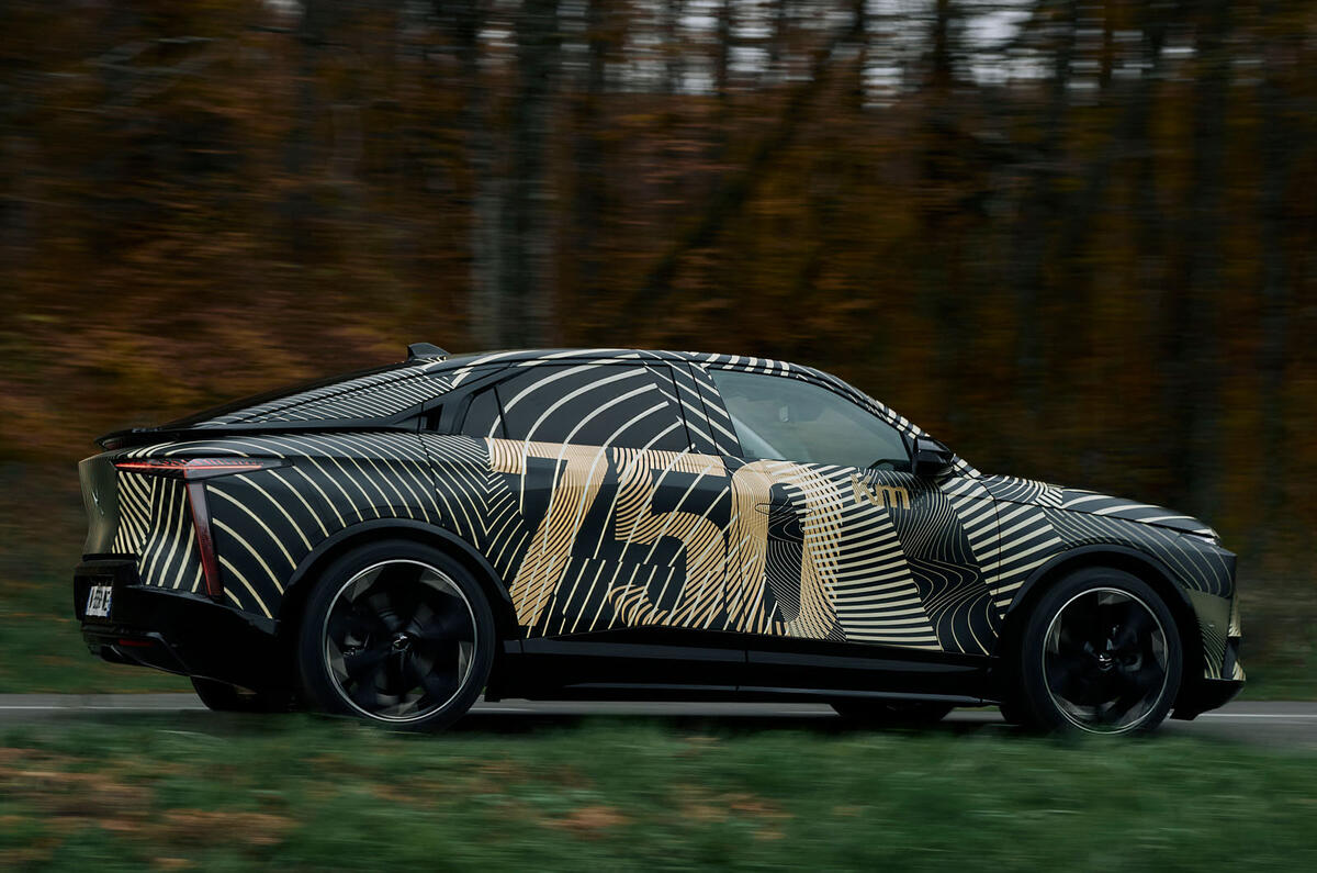 DS 8 camo rear quarter tracking DS 8 camo rear quarter tracking